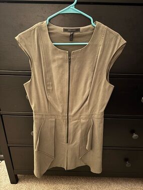 BCBGMaxAzria Olive-Taupe Zip Front Cap Sleeve Dress